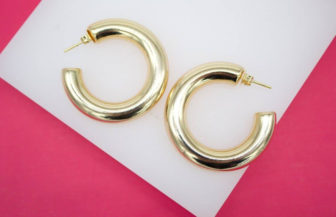 Chunky Open Hoop Stud Earrings – 18K Gold Filled (7mm)