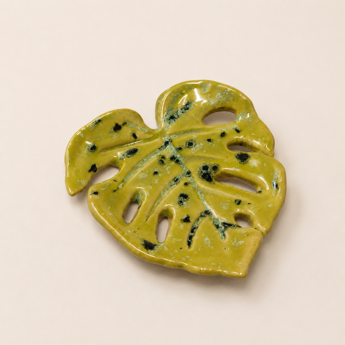 Monstera Leaf Dish