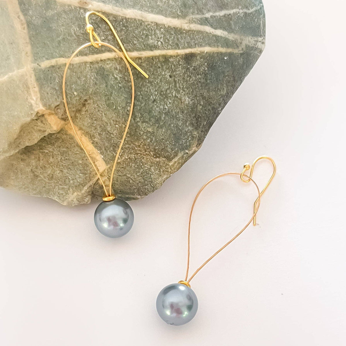 Drop Pearl Earrings - Gold